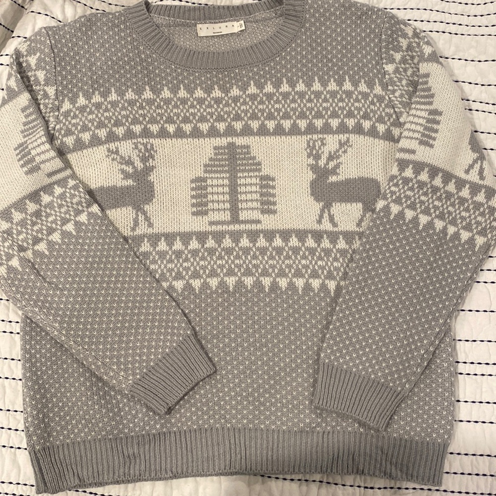 Exlura Christmas/Winter Sweater